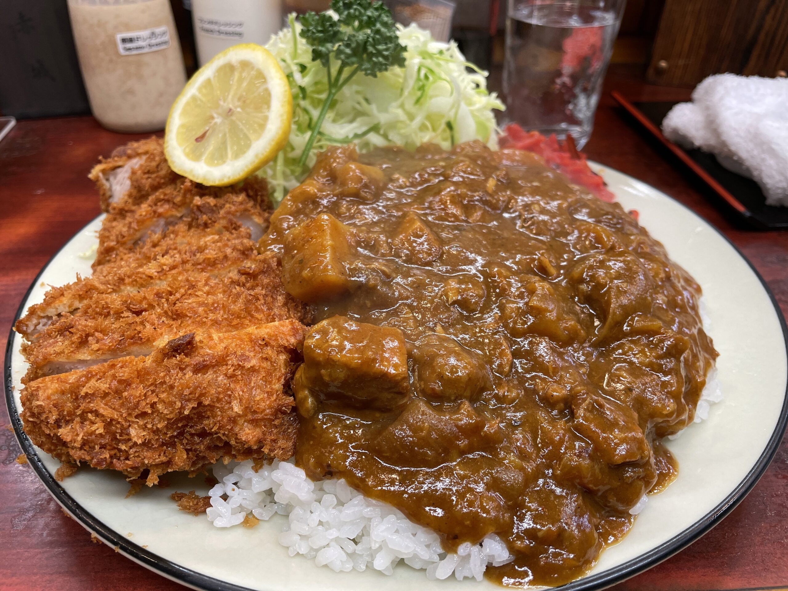 とんかつ赤城 相模原に爆盛りカツカレーを食べに行こう 山暮らし Com